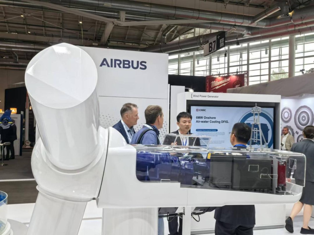 Jiajun Duan Selected for 2025 Forbes China Returnee Elite List: A Decade Deepening AI-Energy Integration to Empower CRRC’s Global High-End Manufacturing